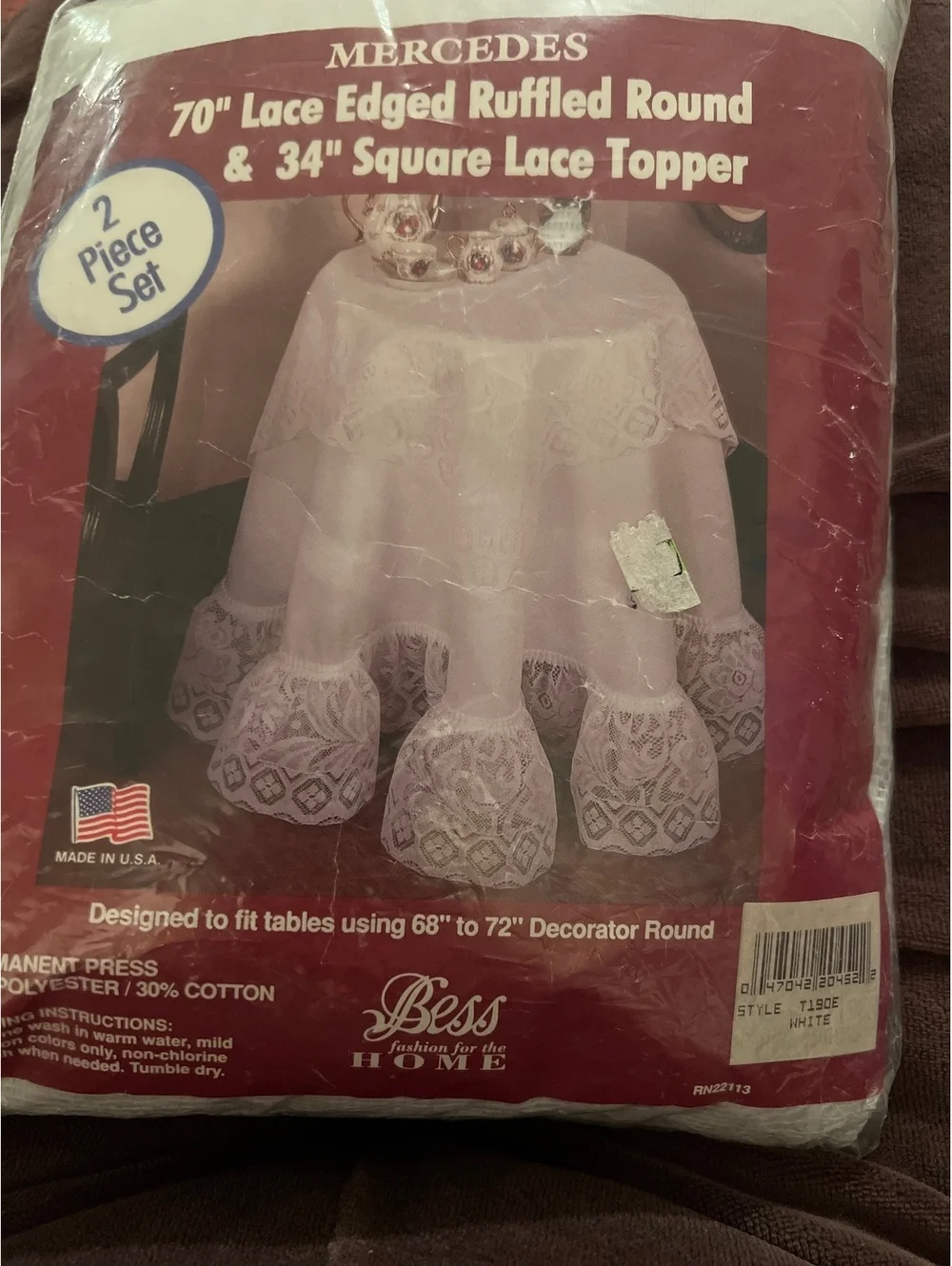 Mercedes 2 Piece Lace Edged Ruffled Tablecloth Set - 70